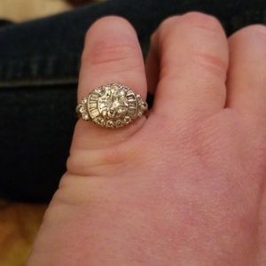 18k white gold ring
